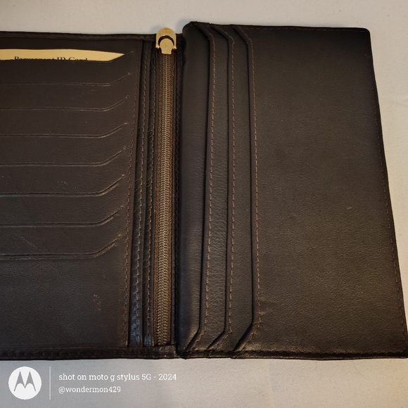 Unique Folding Brown Leather Wallet from CLC Never Used!! - Picture 6 of 16